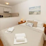 Apartment Nina, Makarska